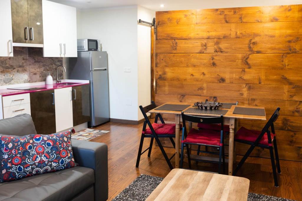 Apartamentos El Coritu Nieda Eksteriør billede